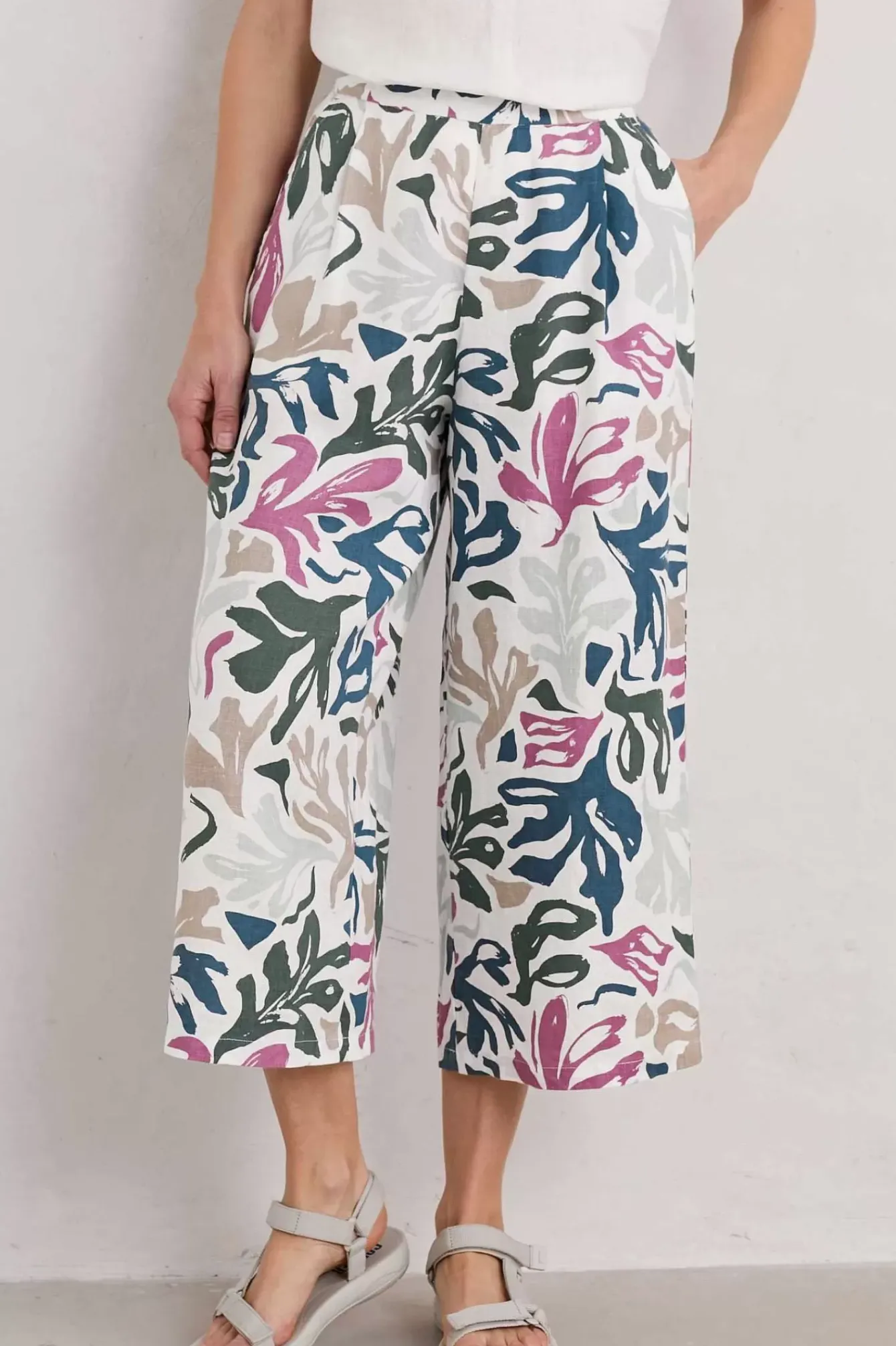 Seasalt Cornwall Trousers & Shorts<Peaceful Haven Linen Culottes Sea Frond Chalk