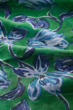 Seasalt Cornwall Scarves & Shawls<Pretty Printed Scarf Cyclamen Island