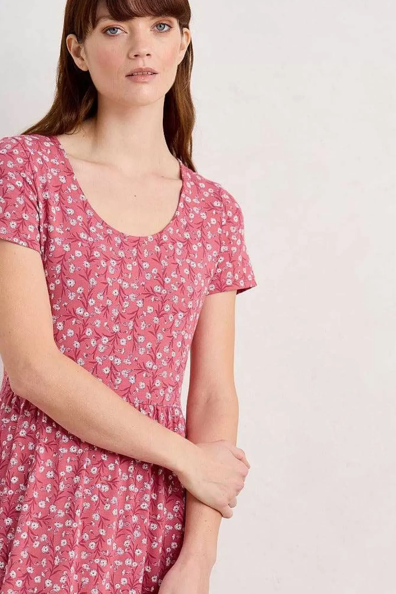 Seasalt Cornwall Dresses<Tor View Short Sleeve Tiered Jersey Dress Campion Vines Rose